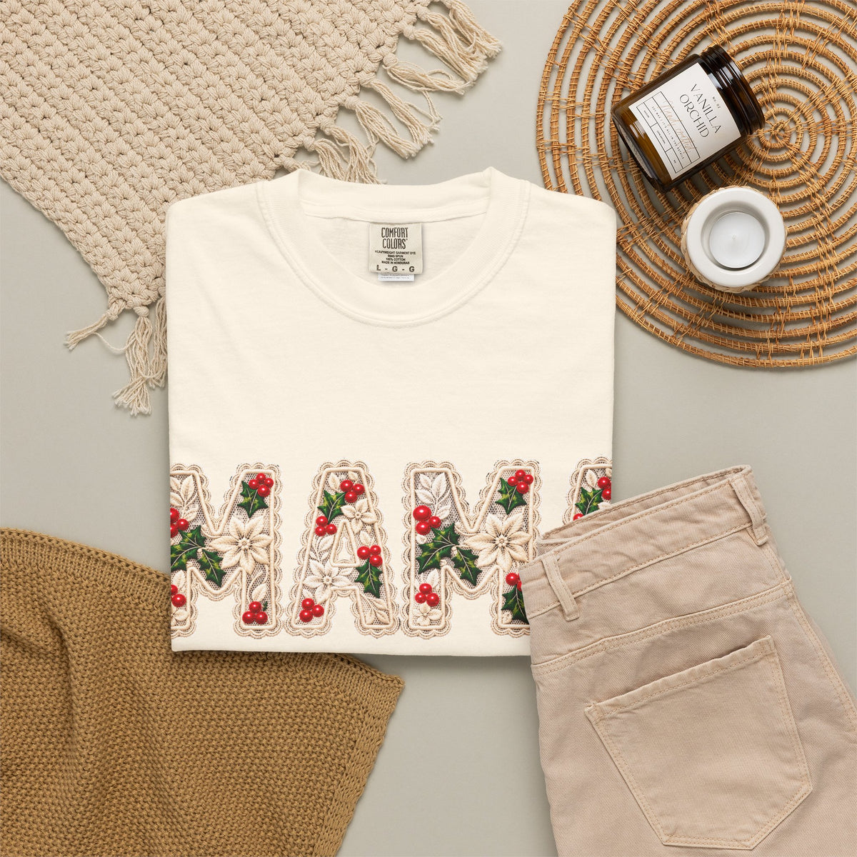 Mistletoe Mama Tee