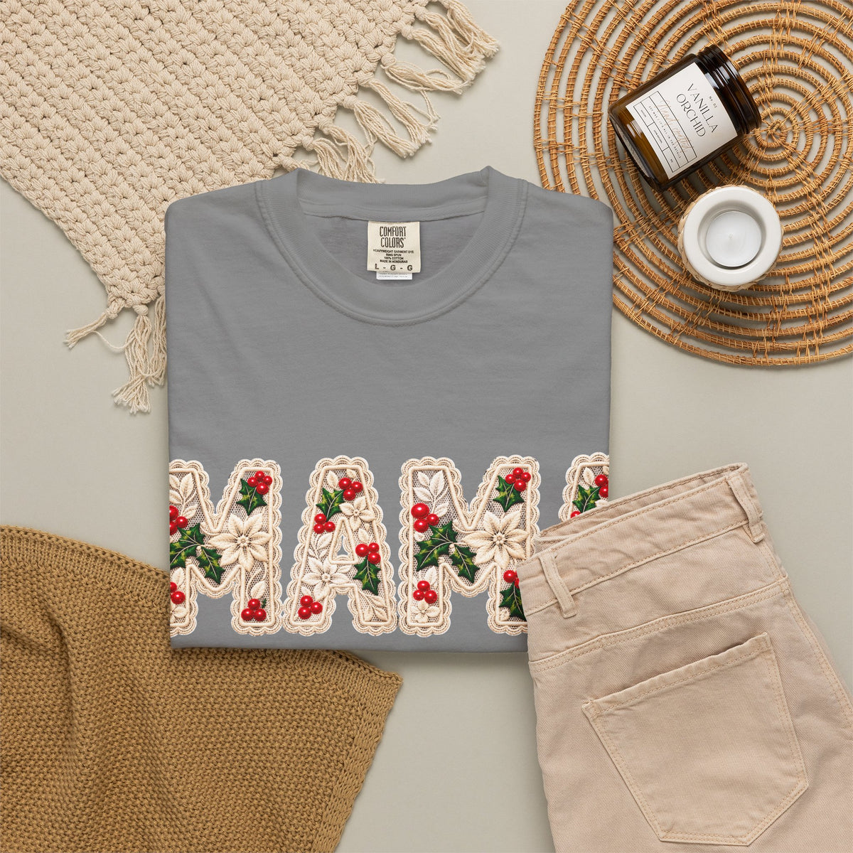 Mistletoe Mama Tee