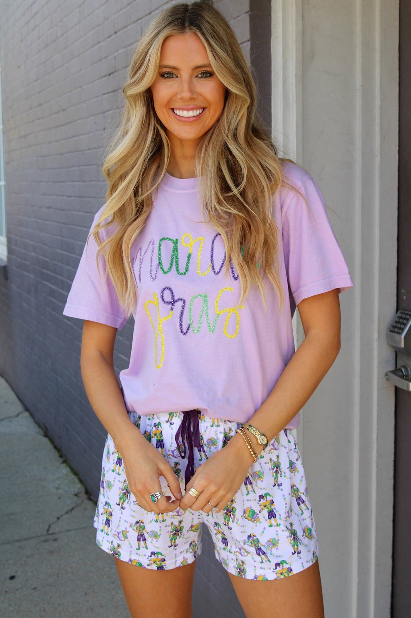 Lavendula Mardi Gras Tinsel Letter Graphic Loose T Shirt