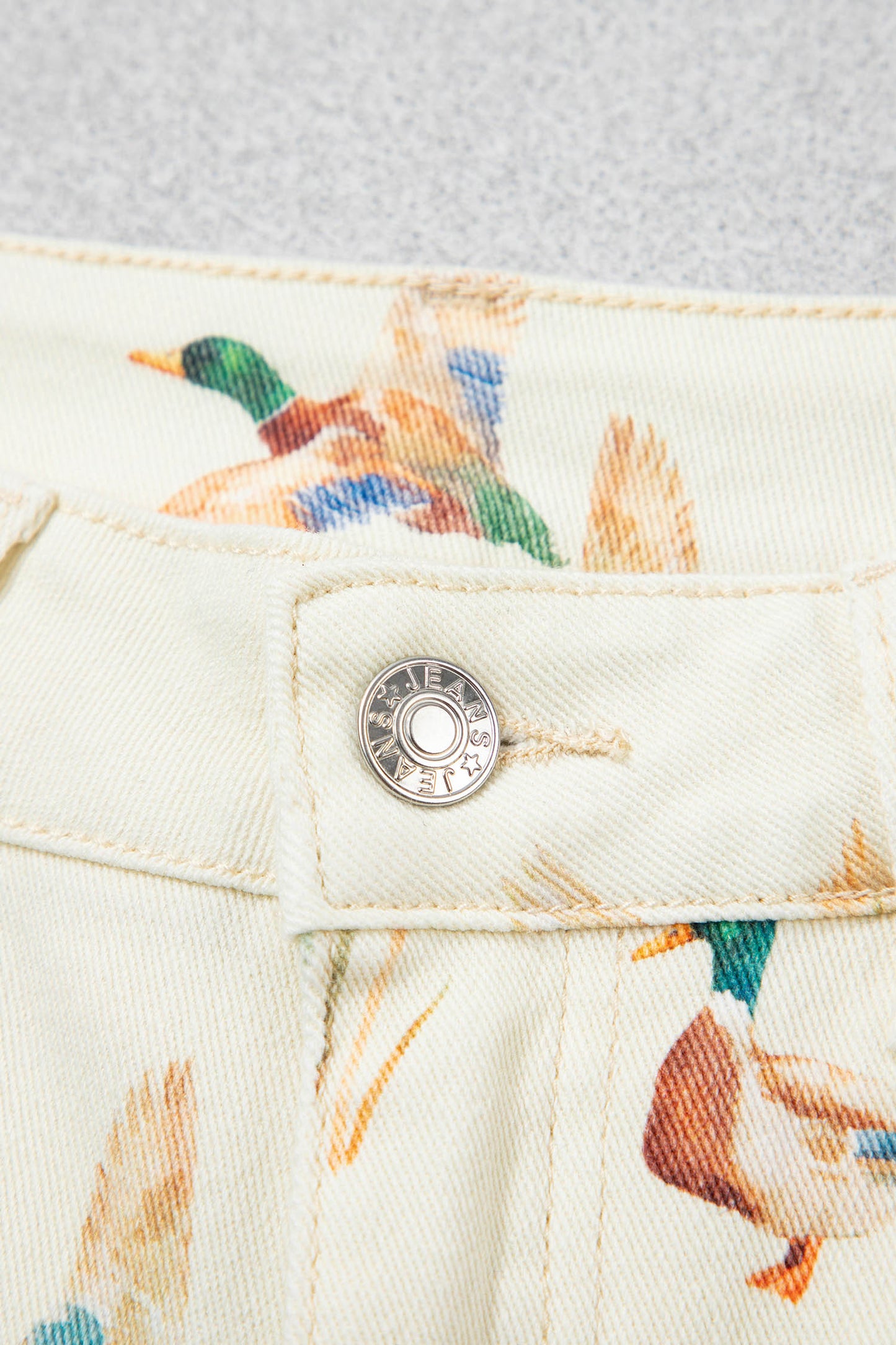 Beige Stylish Mallard Printed Cuffed Hem Shift Jeans